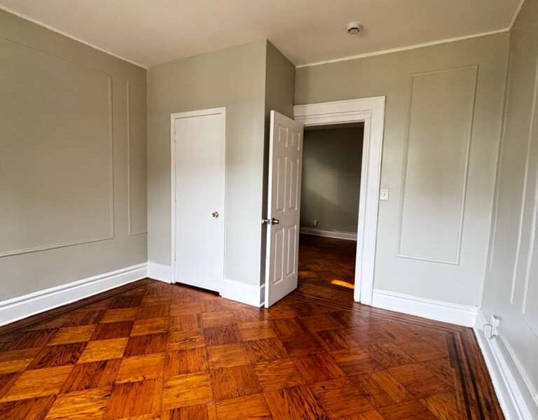 256-258 S Munn Ave, Irvigton, NJ 07111