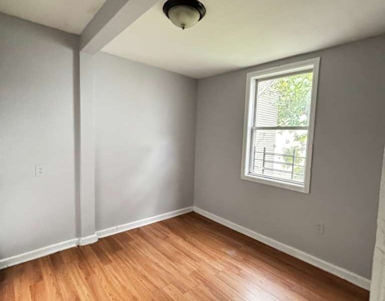 12 Edmons Place, Newark, NJ 07112