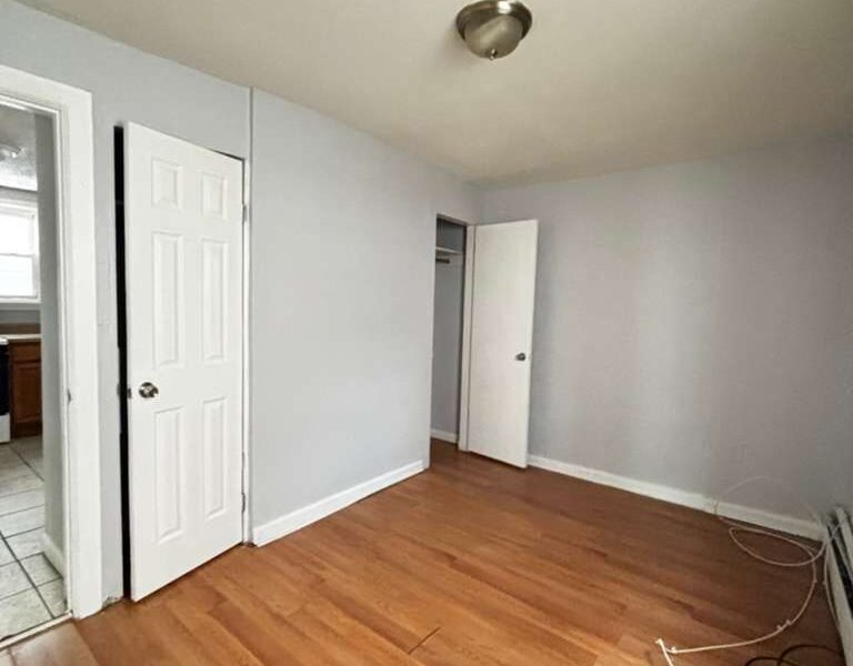 12 Edmons Place, Newark, NJ 07112