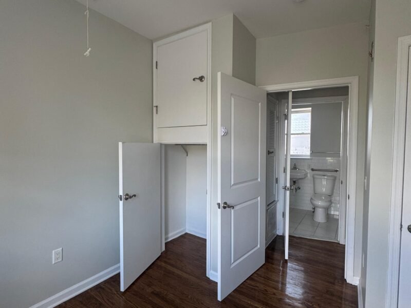 211 Summer Ave Newark, NJ 07104