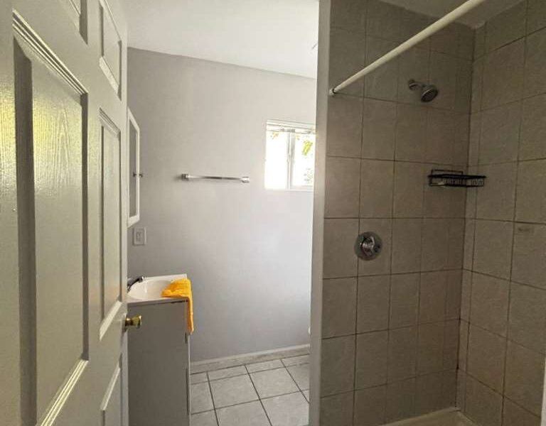 134 Stegman St Jersey City, NJ 07305