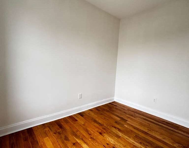 191 Myrtle Ave, Jersey City, NJ 07305