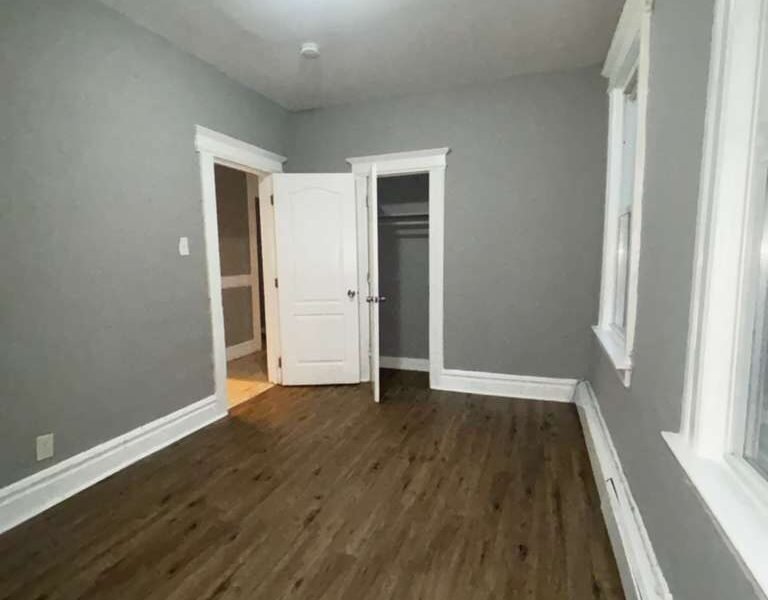 525 21 St, Irvigton, NJ 07111