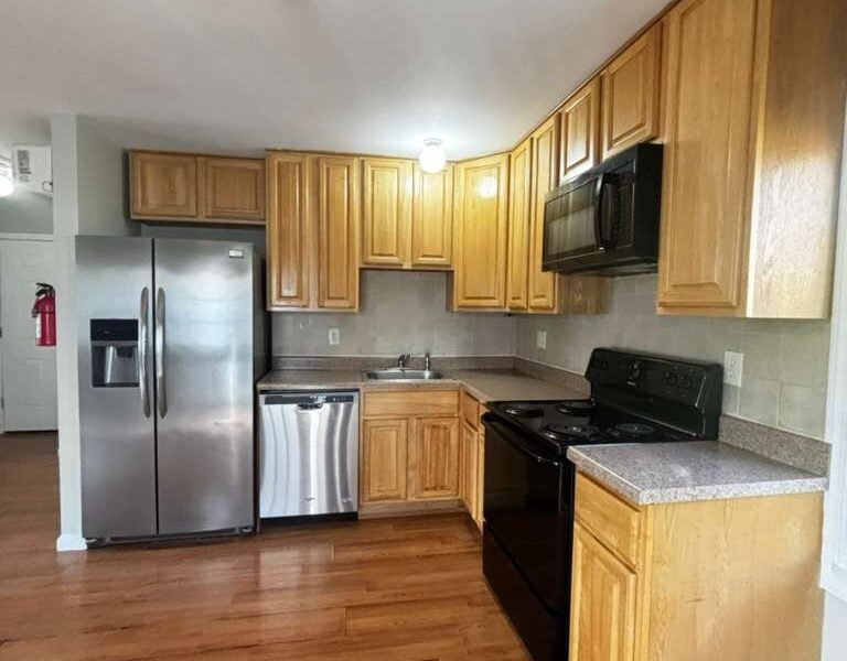 204 N 7Th St, Newark, NJ 07107