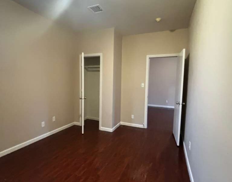 279 Goldsmith Ave, Newark, NJ 07112