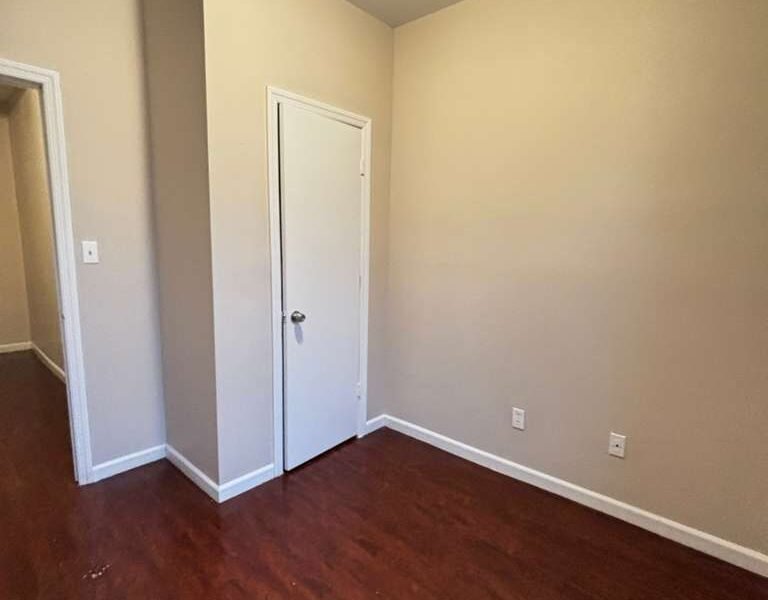 279 Goldsmith Ave, Newark, NJ 07112