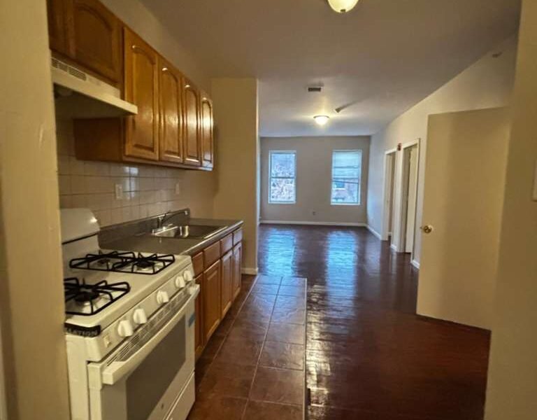 279 Goldsmith Ave, Newark, NJ 07112