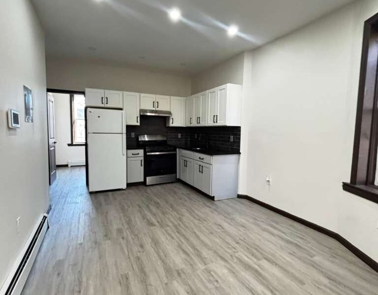 612 N Fifth St Newark, NJ 07107