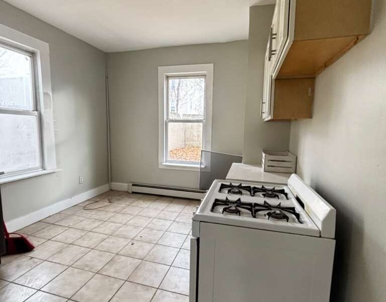 188 22nd St, Irvington, NJ 07111