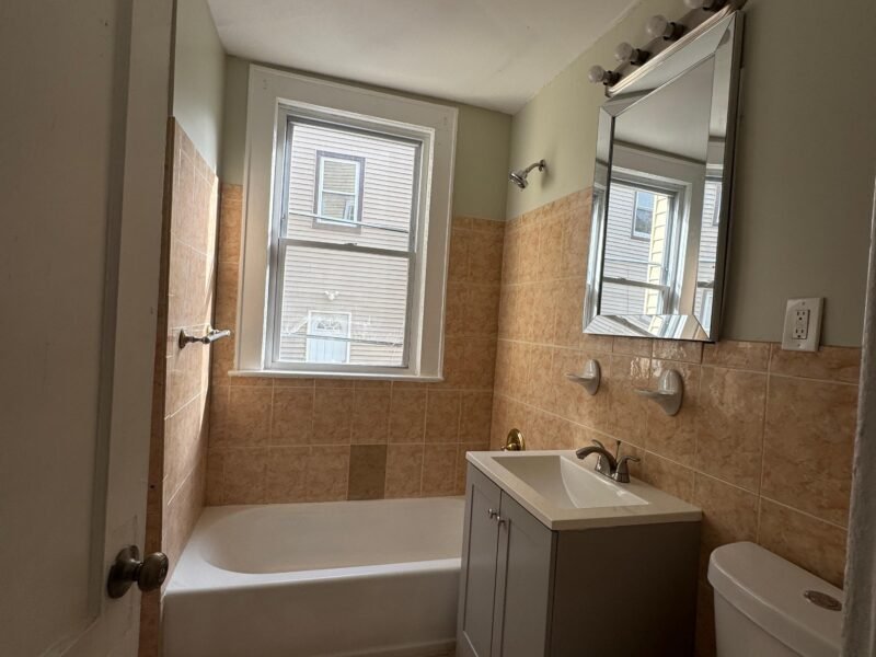 192 Shephard Ave Newark, NJ 07112