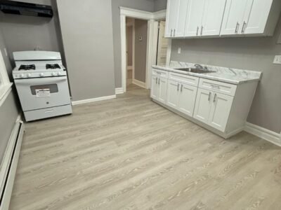 11 Linden Ave East Orange, NJ 07018