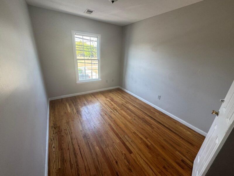 303 3rd St Elizabeth, NJ 07206, ESTADOS UNIDOS