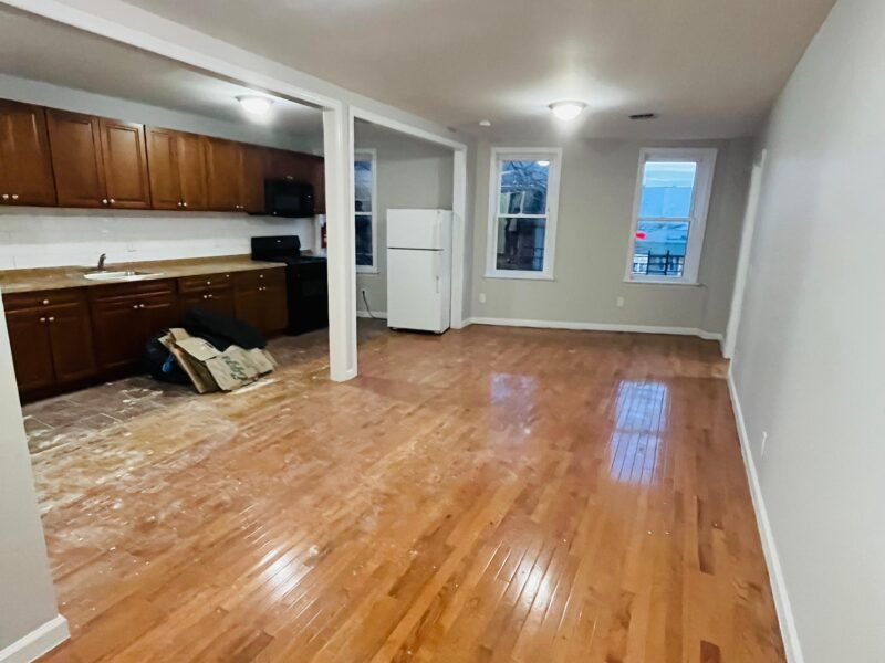 VISITA ESTE DEPARTAMENTO EN ÁREA CÉNTRICA !!