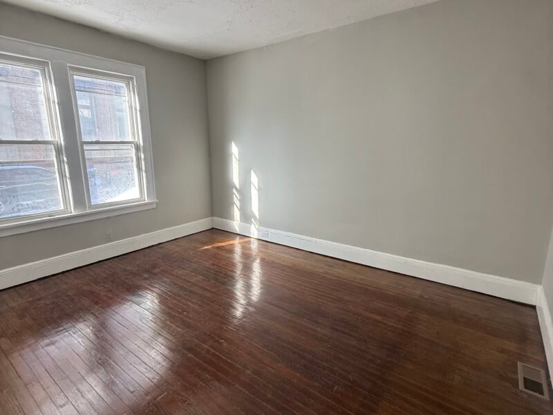 Rento apartamento primer piso