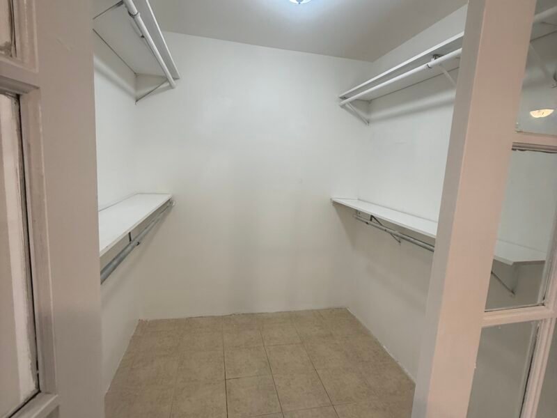 Apartamento con Balcón