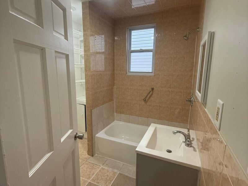 24 N Fifth St Newark, NJ 07107