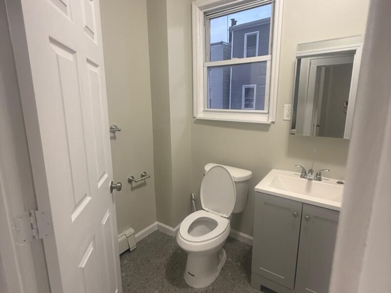 123 Parker St Newark, NJ 07104