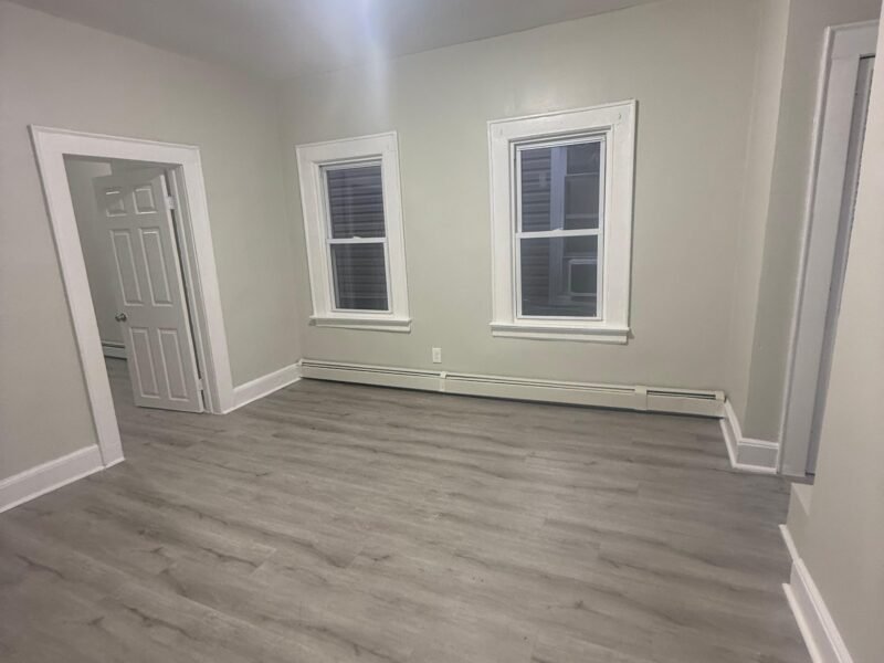 123 Parker St Newark, NJ 07104