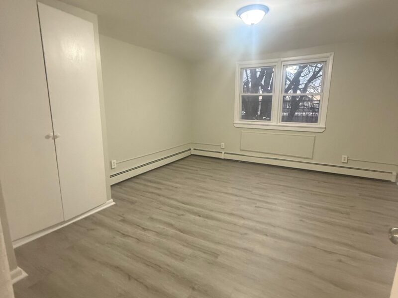 123 Parker St Newark, NJ 07104