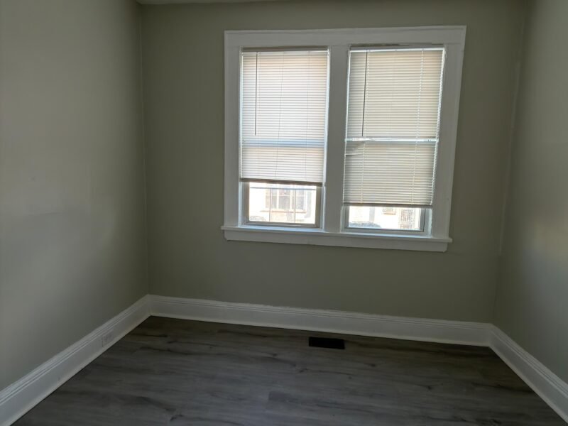 35 Hanford St Newark, NJ 07114