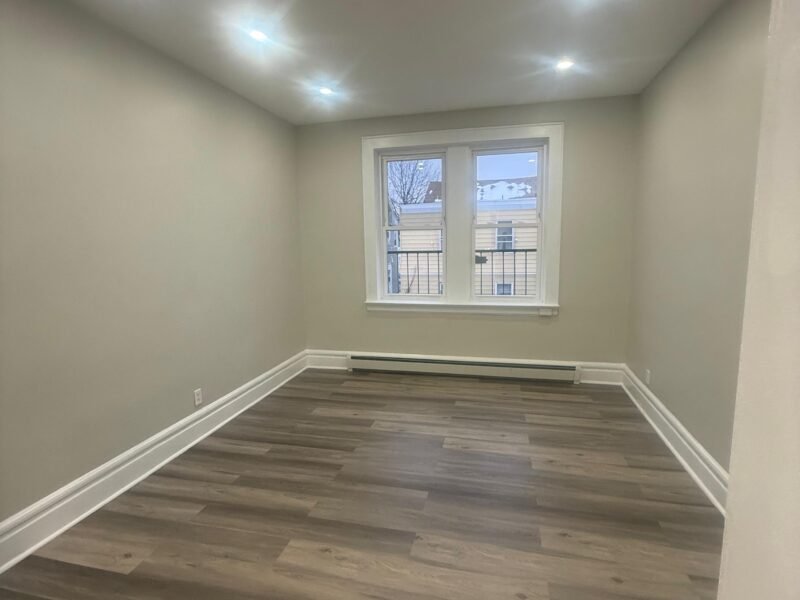 380 N 11th St Newark, NJ 07107