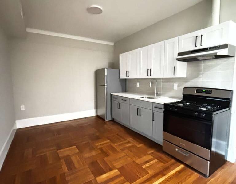 501 W 7Th St, Plainfield, NJ 07060