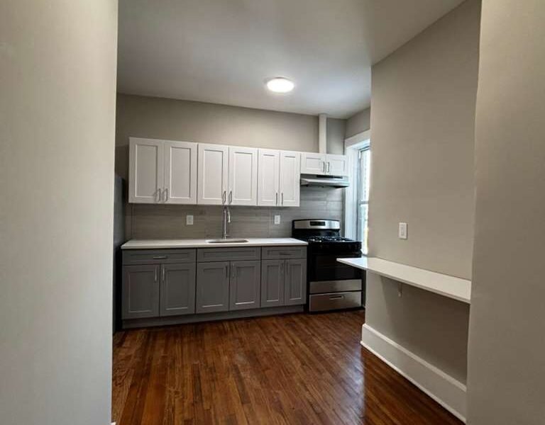 501 W 7Th St, Plainfield, NJ 07060