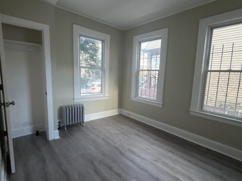 192 Shephard Ave Newark, NJ 07112