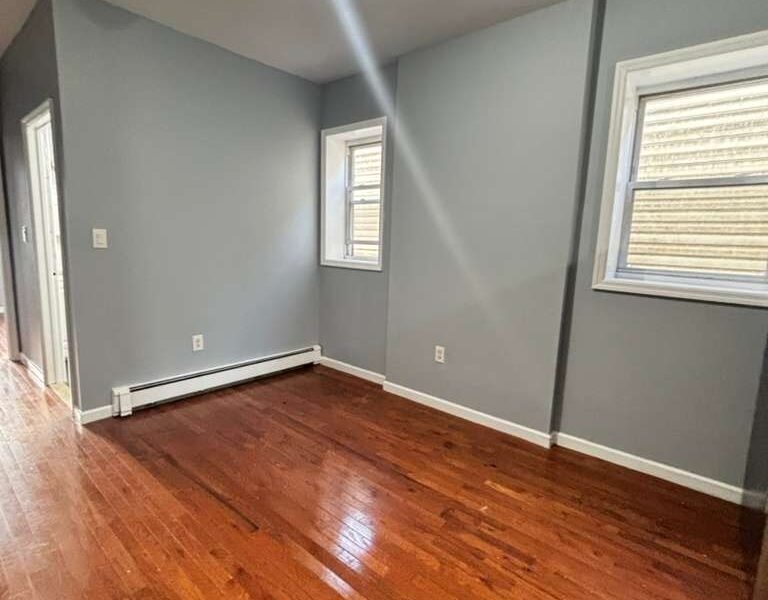 87 Fulton Ave, Jersey City, NJ 07306