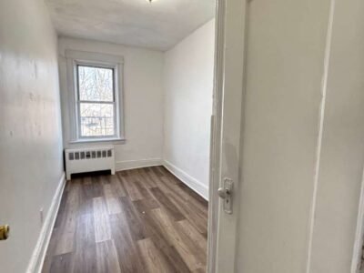 204 Bidwell Ave, Jersey City, NJ 07305