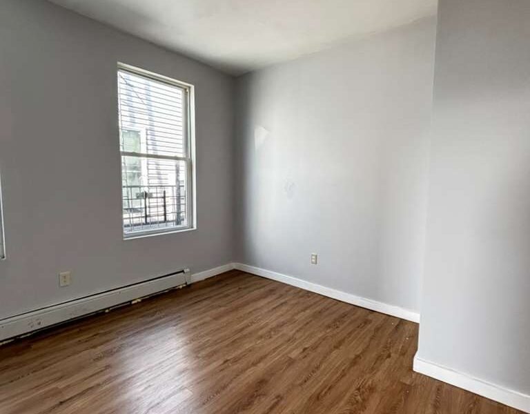 175 Van Nostrand Ave, Jersey City, NJ 07305