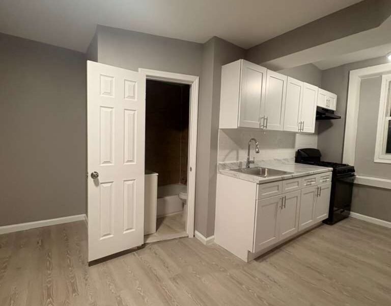 319 Coit St Irvington, NJ 07111