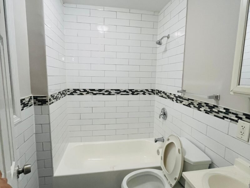 VISITA ESTE DEPARTAMENTO EN ÁREA CÉNTRICA !!