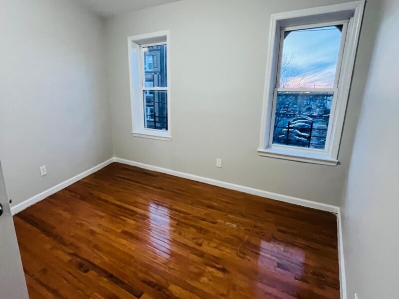 VISITA ESTE DEPARTAMENTO EN ÁREA CÉNTRICA !!