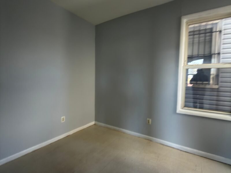 203 Peshine Ave Newark, NJ 07108