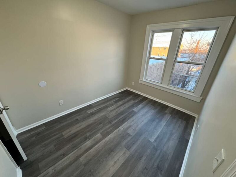 133 Pensylvania Ave Unit 3