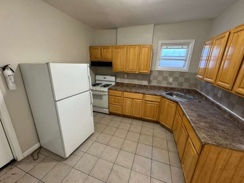 50 Parkhurst St Unit 1