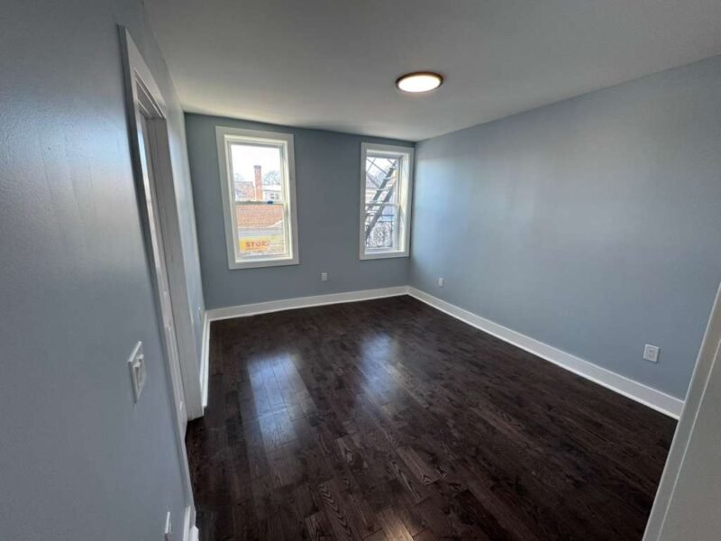 190 N Park St Unit 4