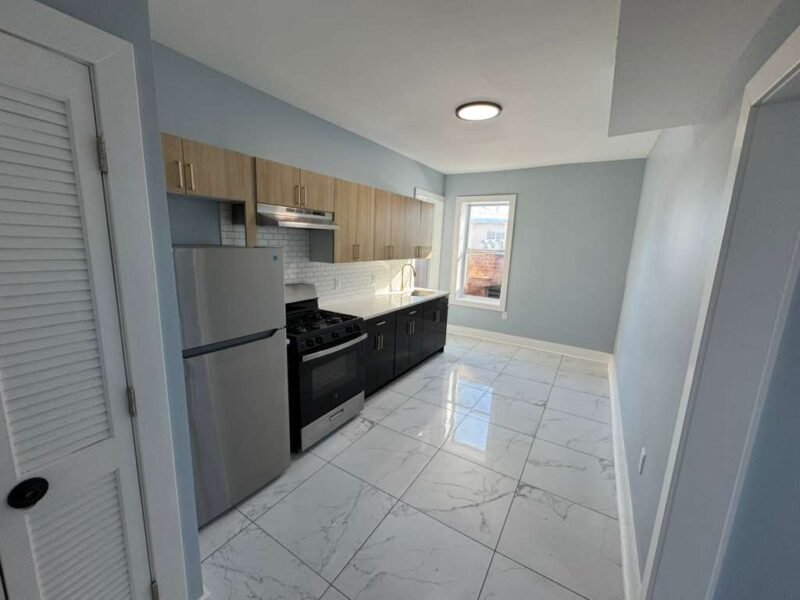 190 N Park St Unit 4