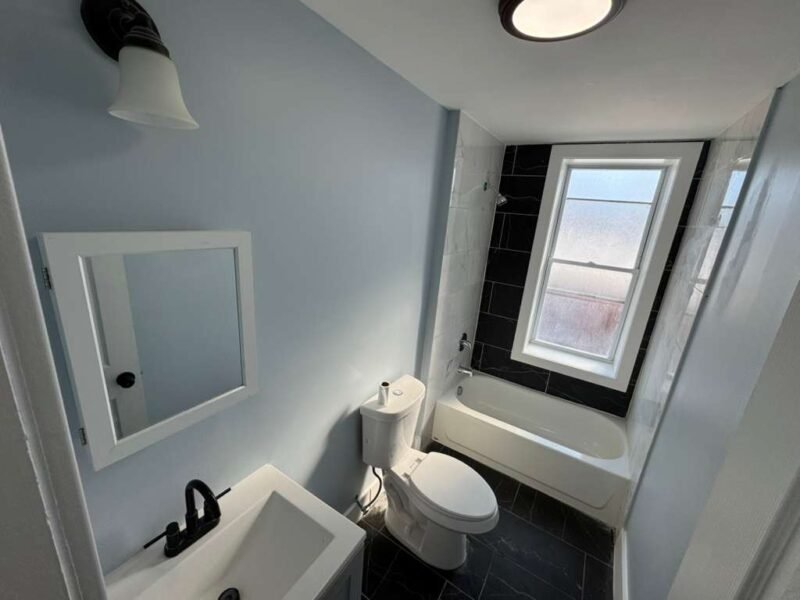 190 N Park St Unit 4