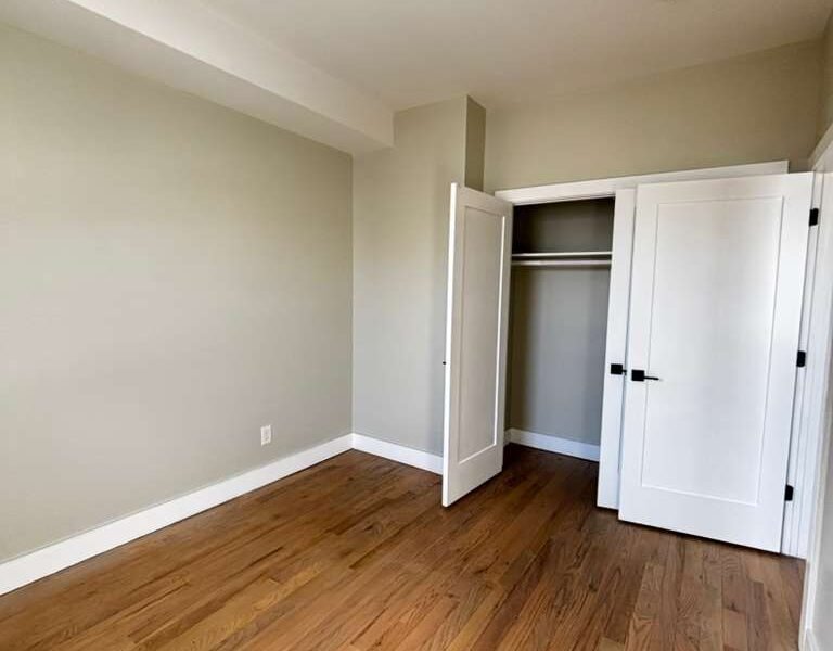 206 22nd St, Irvington