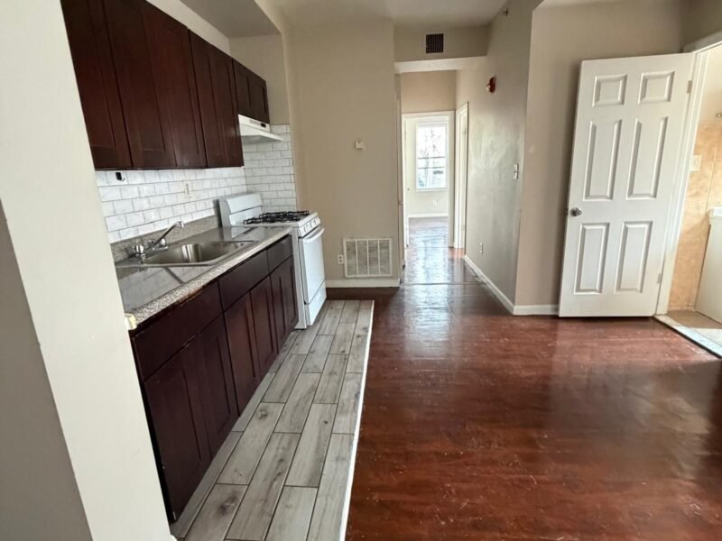 279 Goldsmith Ave, Newark