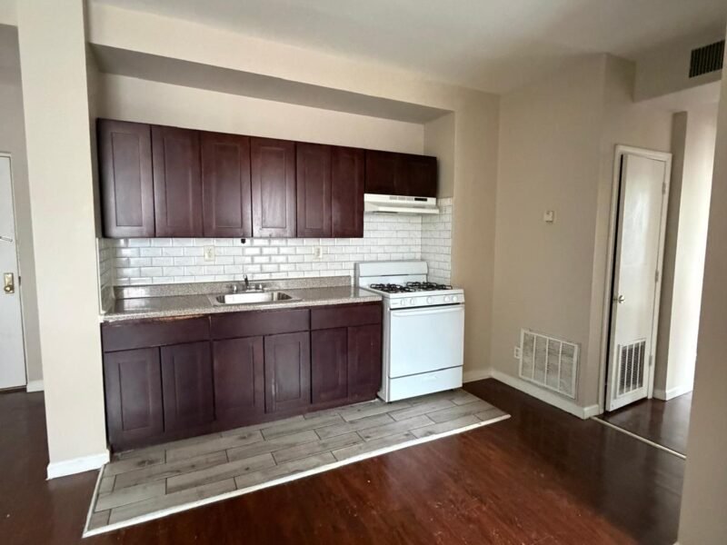 279 Goldsmith Ave, Newark