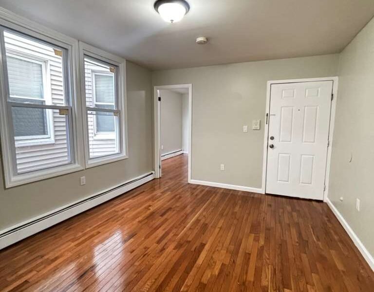 139 Wilkinson Ave, Jersey City