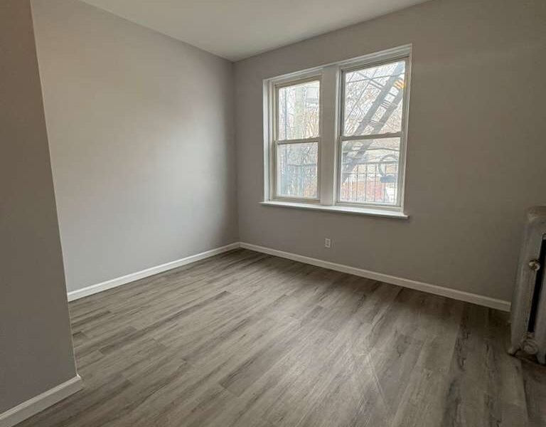 41 Ridgewood Ave Newark, NJ 07108