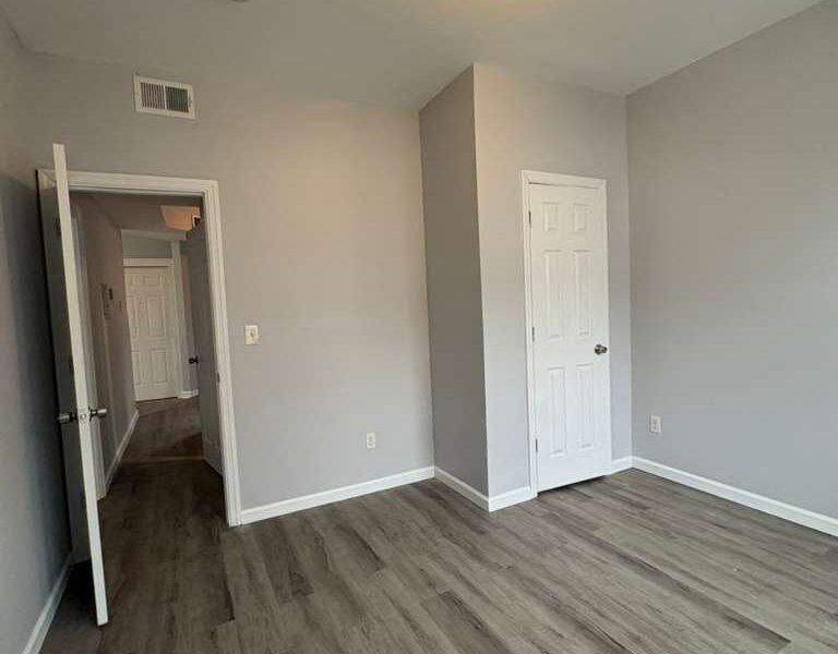 41 Ridgewood Ave Newark, NJ 07108