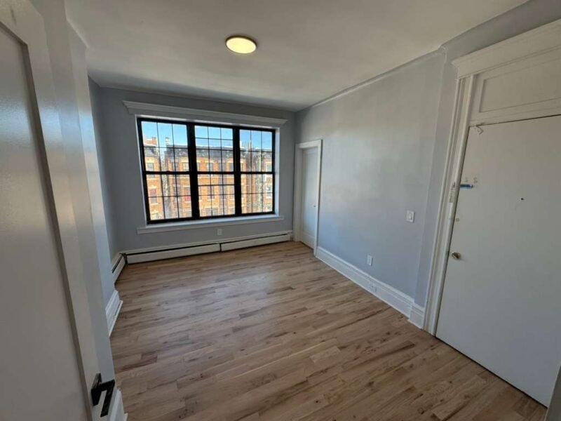 81 Bostwick Ave Unit 3R Jersey City