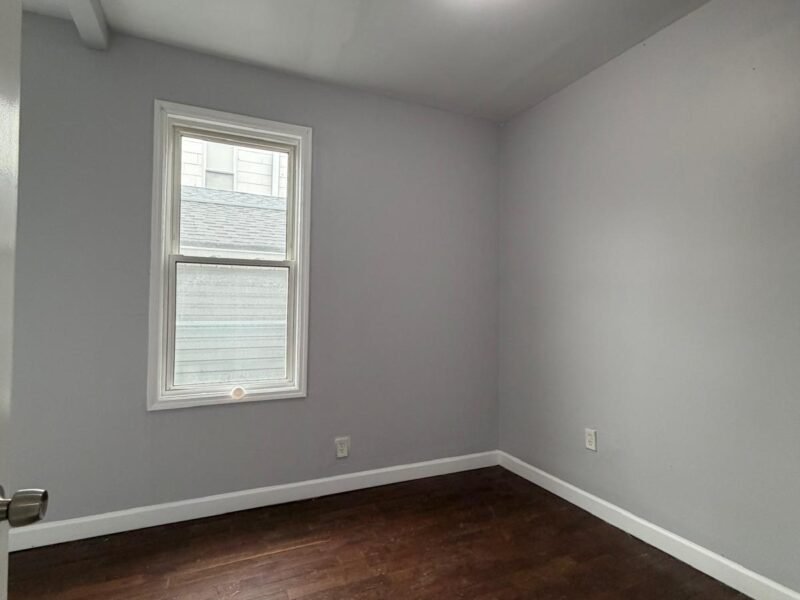 897 Hunterdon St Newark, NJ