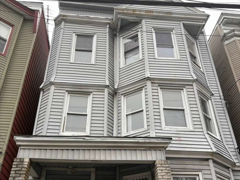 161 S 11th St,Newark, NJ