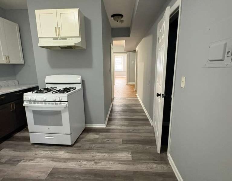 161 S 11th St,Newark, NJ